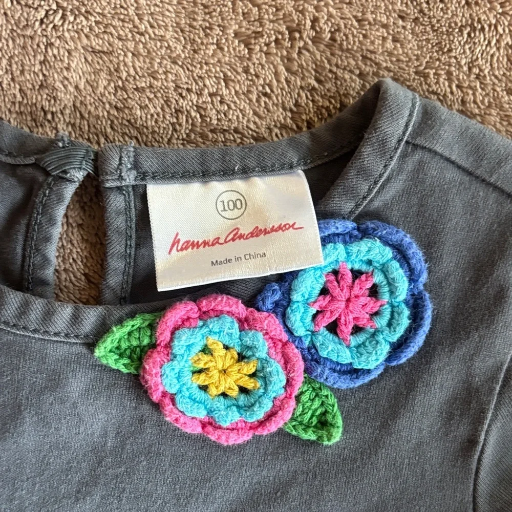 Hanna Andersson Girls Gray Tiered Cotton Dress Crochet Flower Size 100 3T 4T